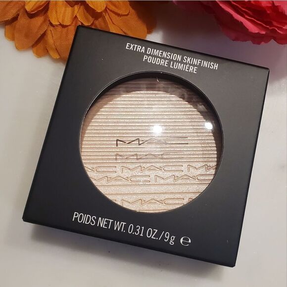 MAC Extra Dimension Skinfinish Double Gleam Highlighter - Picture 7 of 13